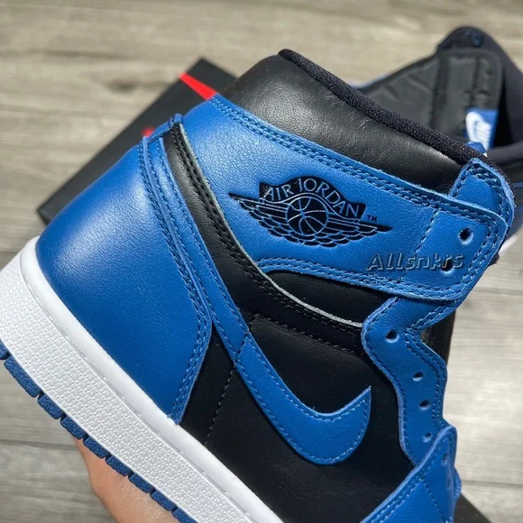 Air Jordan 1 Retro High OG Marina Blue Black M - Picture 2 of 8